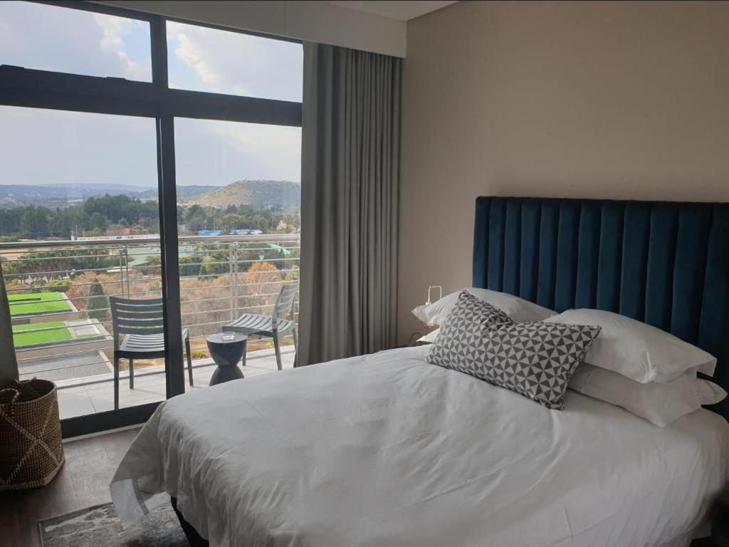 Menlyn Maine Apartments พริทอเรีย ภายนอก รูปภาพ
