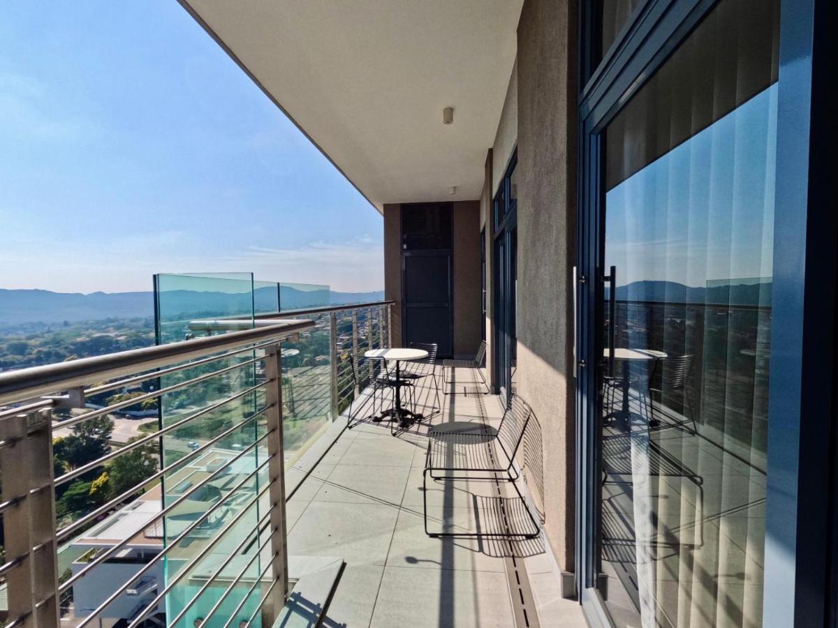 Menlyn Maine Apartments พริทอเรีย ภายนอก รูปภาพ