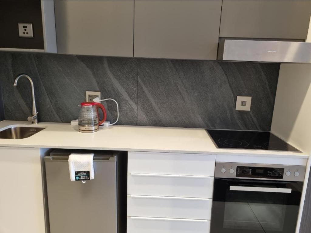 Menlyn Maine Apartments พริทอเรีย ภายนอก รูปภาพ