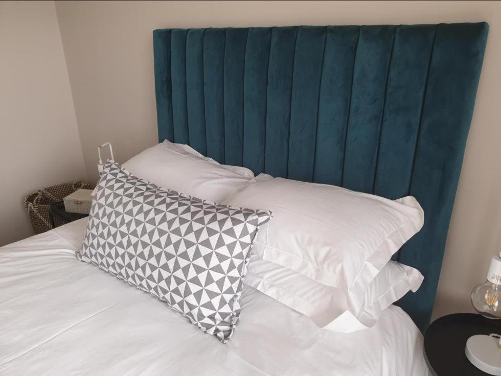 Menlyn Maine Apartments พริทอเรีย ภายนอก รูปภาพ