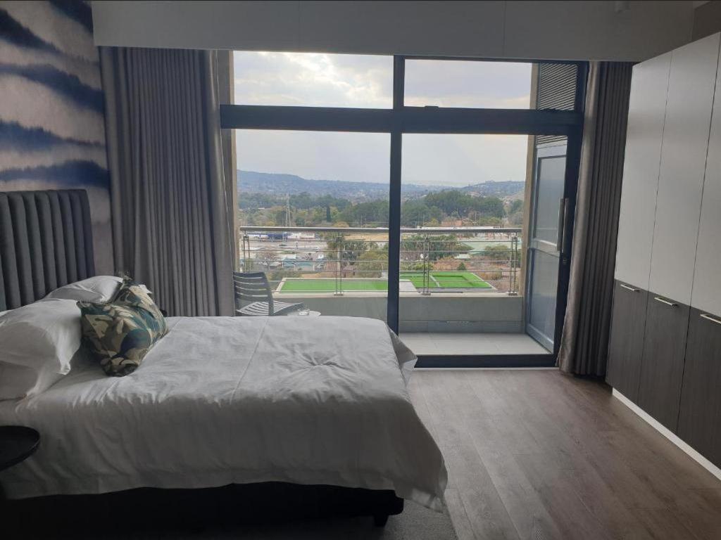 Menlyn Maine Apartments พริทอเรีย ภายนอก รูปภาพ